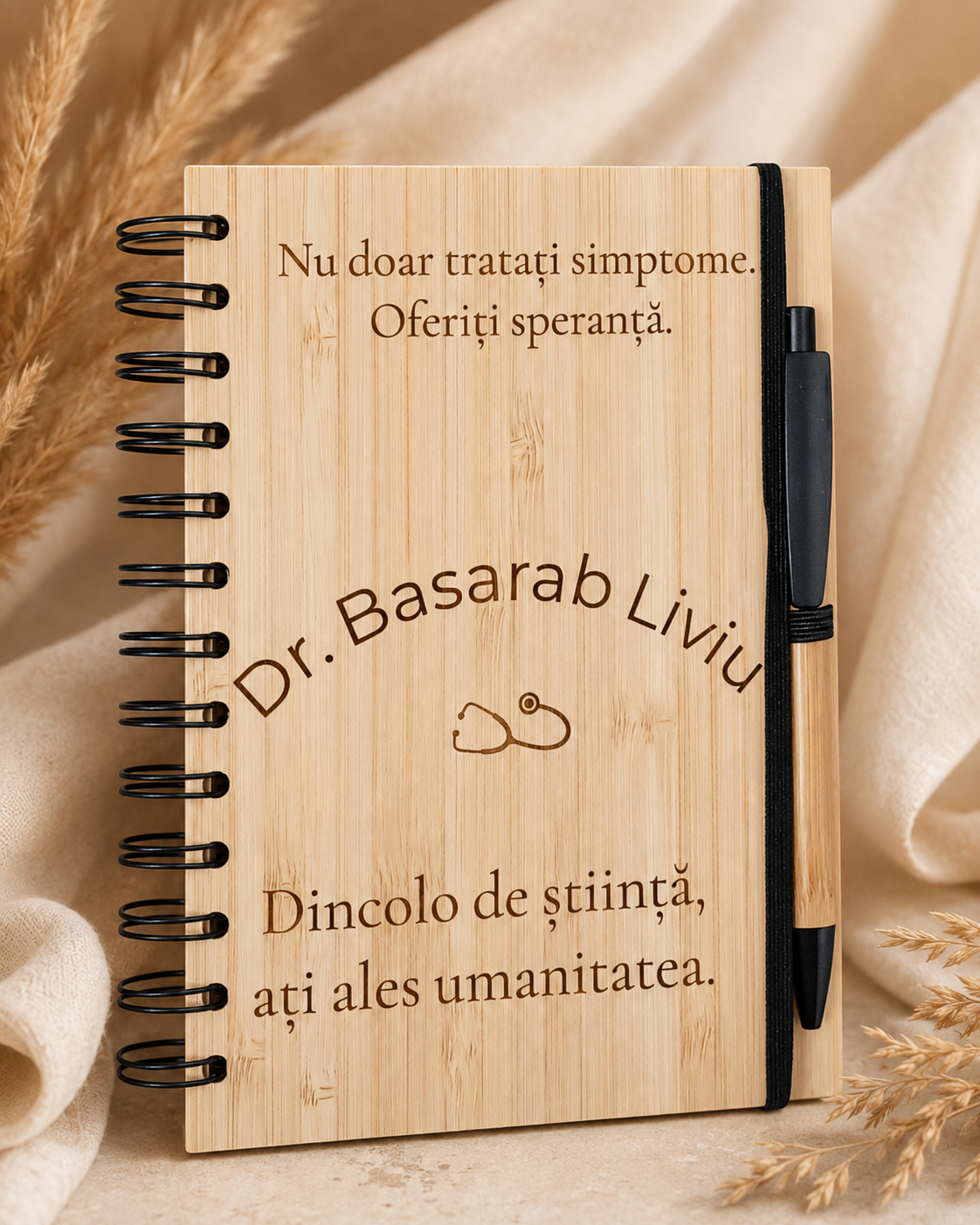 Carnet din bambus cu pix, personalizat pentru cadre medicale