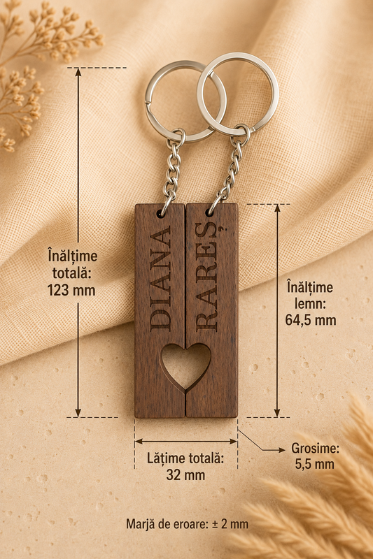 Set brelocuri de cuplu din lemn personalizat