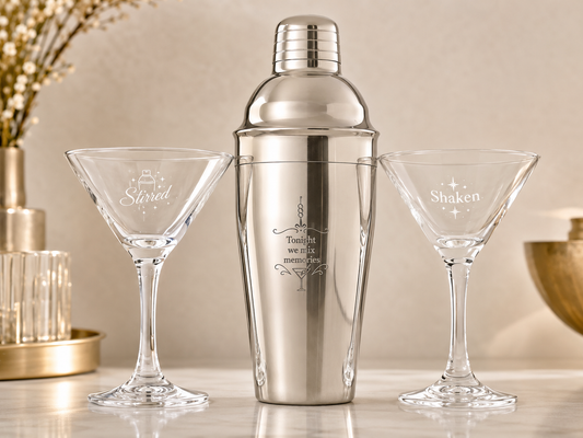 Set cocktail personalizat – shaker inox + 2 pahare Martini