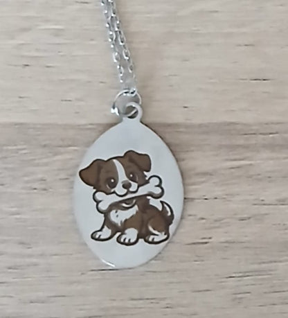 Lănțișor personalizat cu pandantiv oval gravat