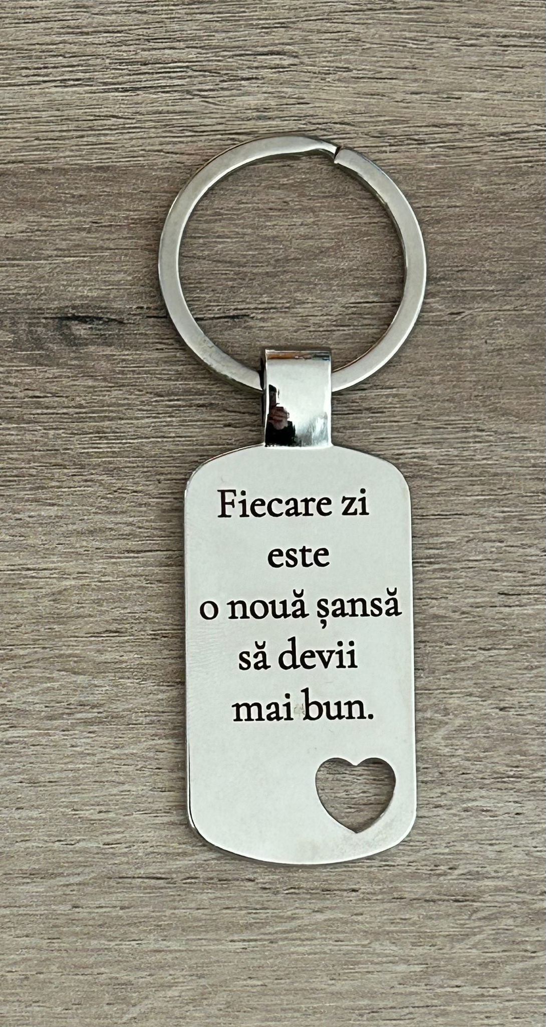 Breloc din oțel inoxidabil, personalizat cu mesaj motivațional