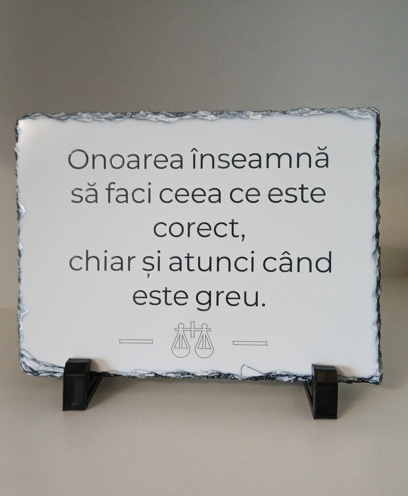Placă dreptunghiulară de ardezie cu mesaj motivațional
